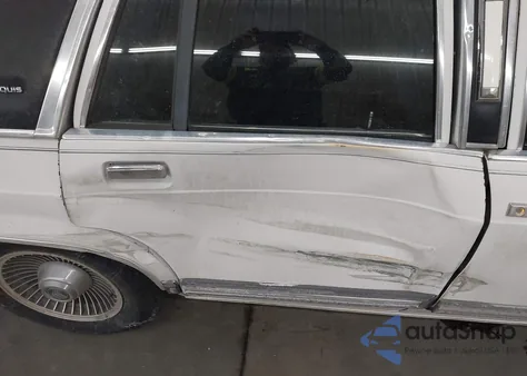 1989 Mercury Grand Marquis Ls z USA, uszkodzony, nr VIN 2MEBM75FXKX733842